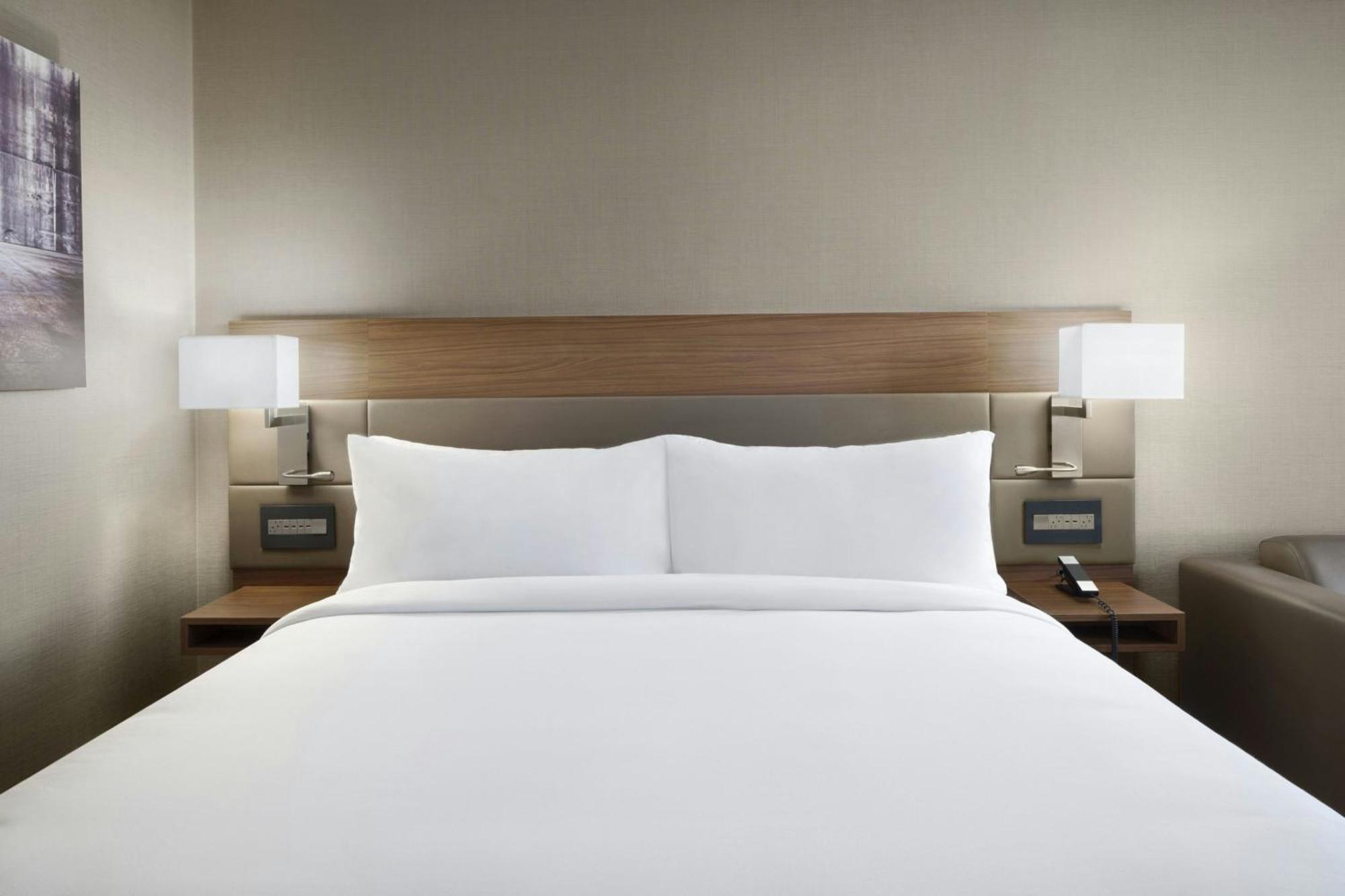 Ac Hotel By Marriott St. Louis Clayton Eksteriør billede